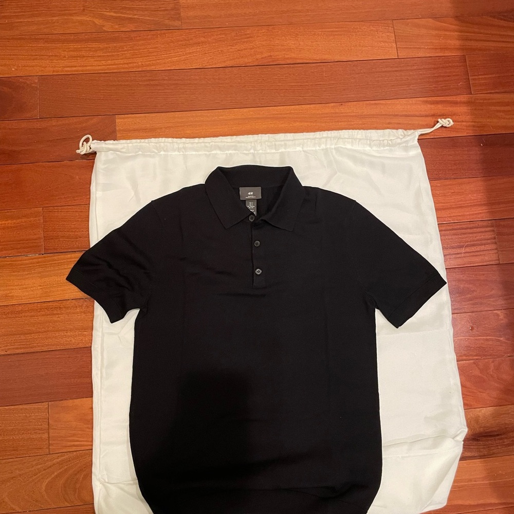 H&M Men's Black Polo Shirt